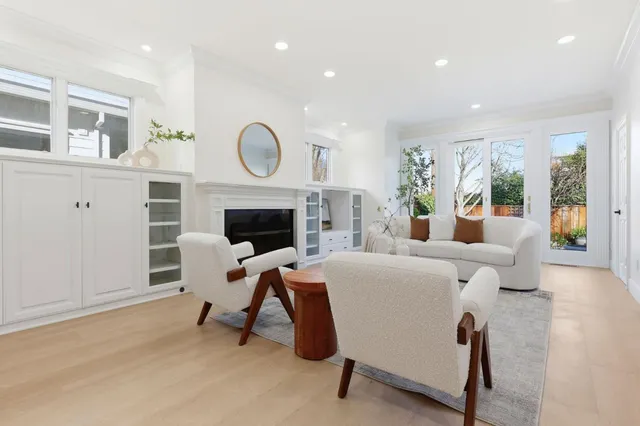 $3,088,000 | 941 Walnut Street, San Carlos, CA 94070