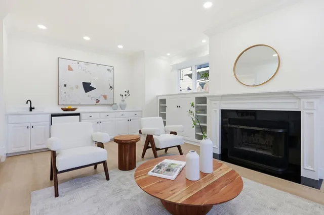 $3,088,000 | 941 Walnut Street, San Carlos, CA 94070