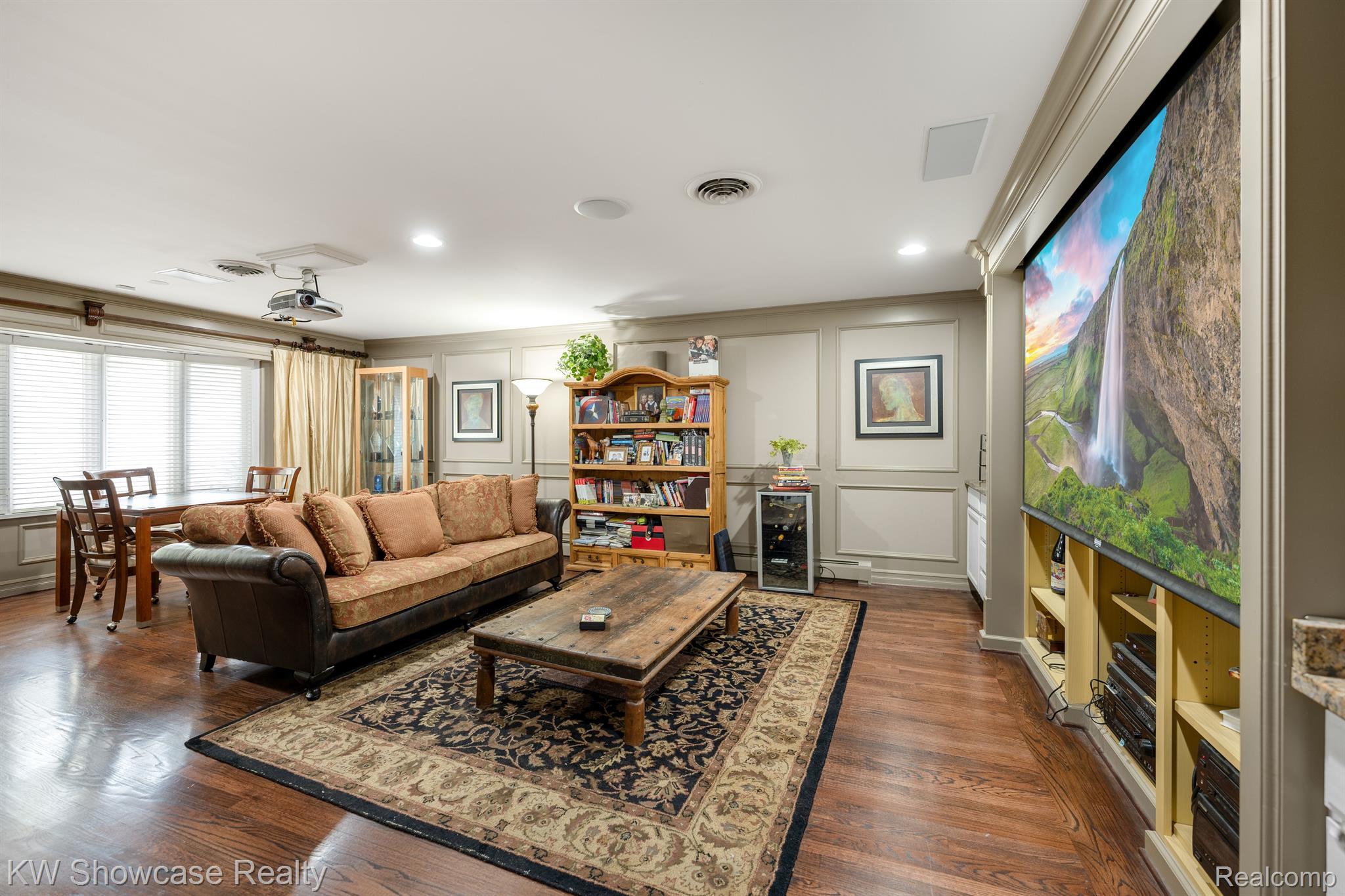 865 South Pemberton Road Bloomfield Hills, MI 48302 - Photo 15 of 36 Gallery Image 15