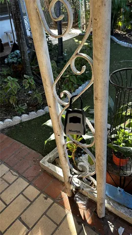 $2,190 | 732 Moffett Street, Unit 4A, Hallandale Beach, FL 33009