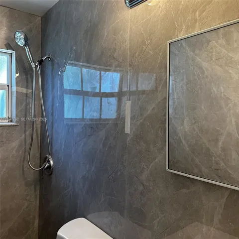 $2,190 | 732 Moffett Street, Unit 4A, Hallandale Beach, FL 33009