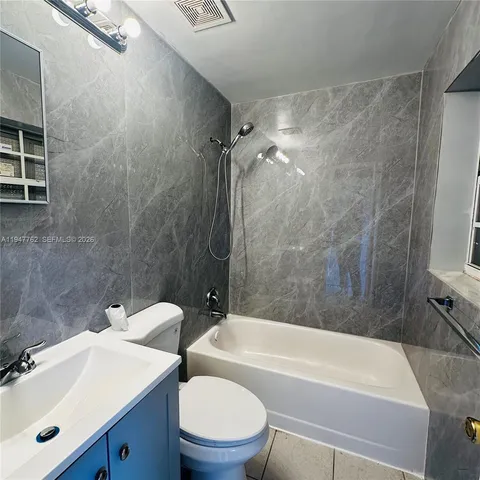 $2,190 | 732 Moffett Street, Unit 4A, Hallandale Beach, FL 33009