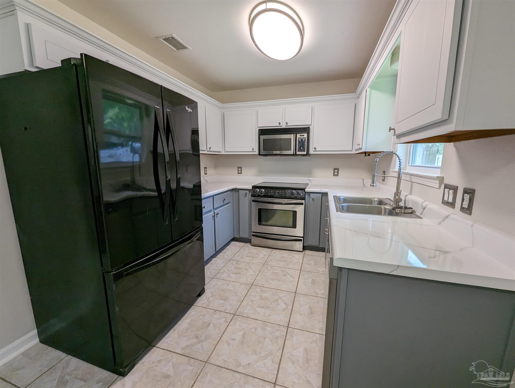 5620 Windermere Trace Pace, FL 32571 - Photo 7 of 33