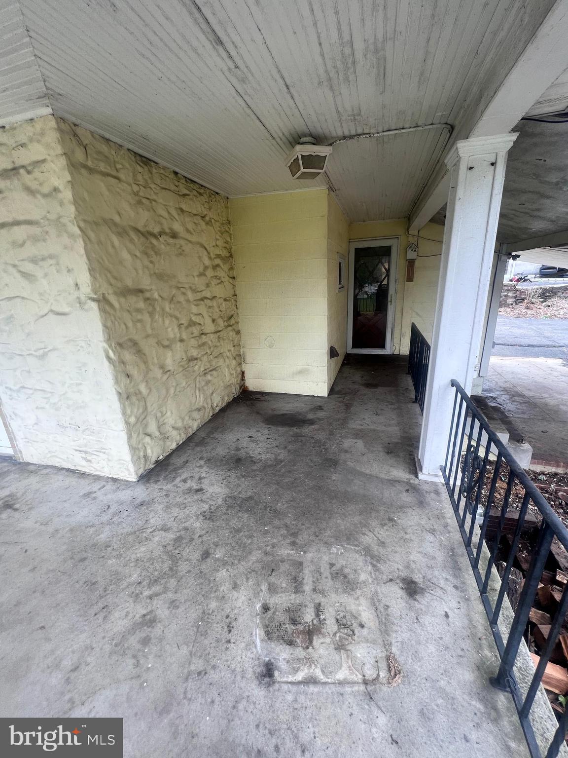 15515 Mt Savage Road Northwest Mount Savage, MD 21545 - Photo 37 of 39 a view of an empty room