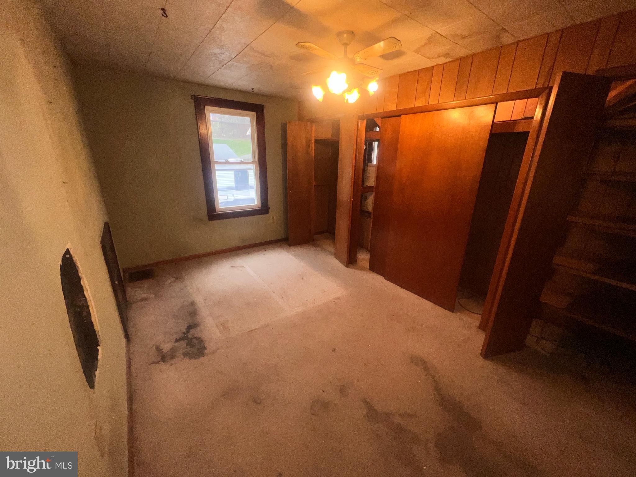 15515 Mt Savage Road Northwest Mount Savage, MD 21545 - Photo 9 of 39 a view of a room with a hallway