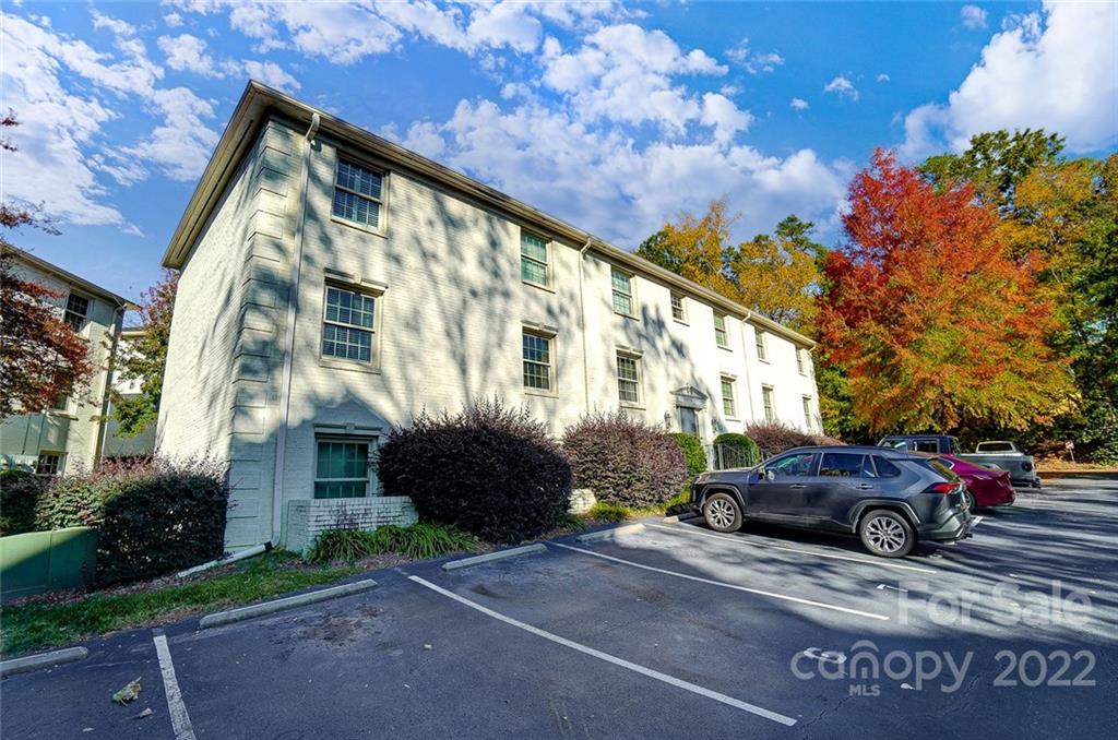 4919 Park Road, Unit C Charlotte, NC 28209 - Photo 4 of 41 a view of a car park in front of a building