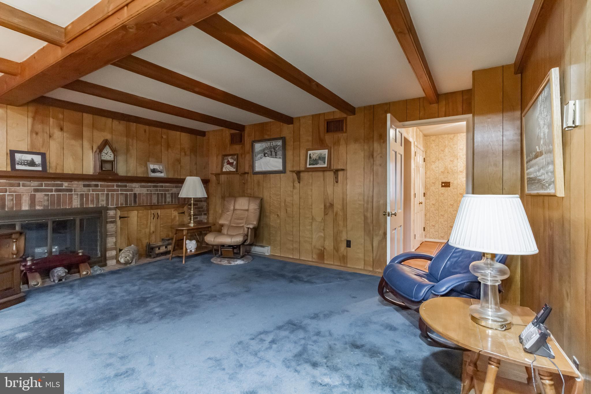 4 Deerpath Road Chalfont, PA 18914 - Photo 4 of 32 Gallery Image 4