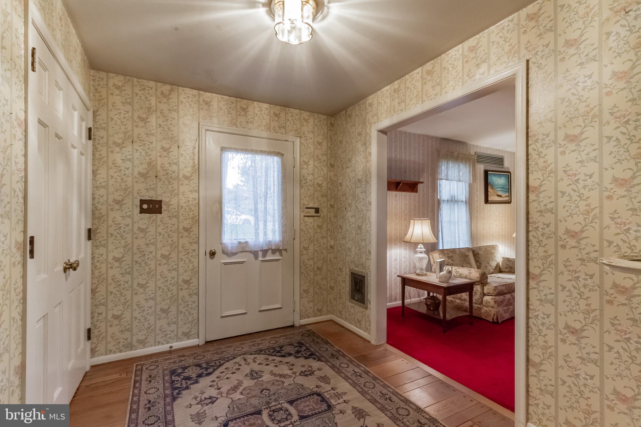 4 Deerpath Road Chalfont, PA 18914 - Photo 5 of 32 Gallery Image 5