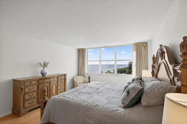 $470,000 | 1147 Hillsboro Mile, Unit 908, Hillsboro Beach, FL 33062