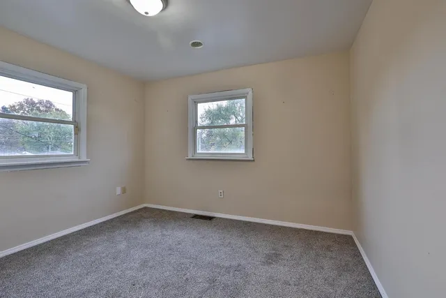 $270,000 | 130 Parkside Avenue, Lawrenceburg, IN 47025