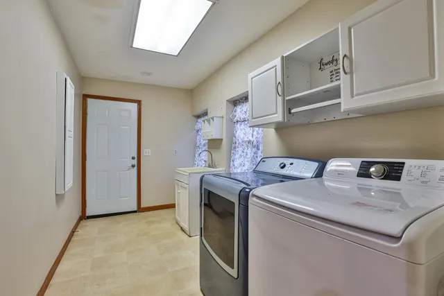 $270,000 | 130 Parkside Avenue, Lawrenceburg, IN 47025