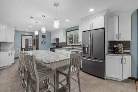 $1,749,000 | 365 West Wrentham Road, Cumberland, RI 02864