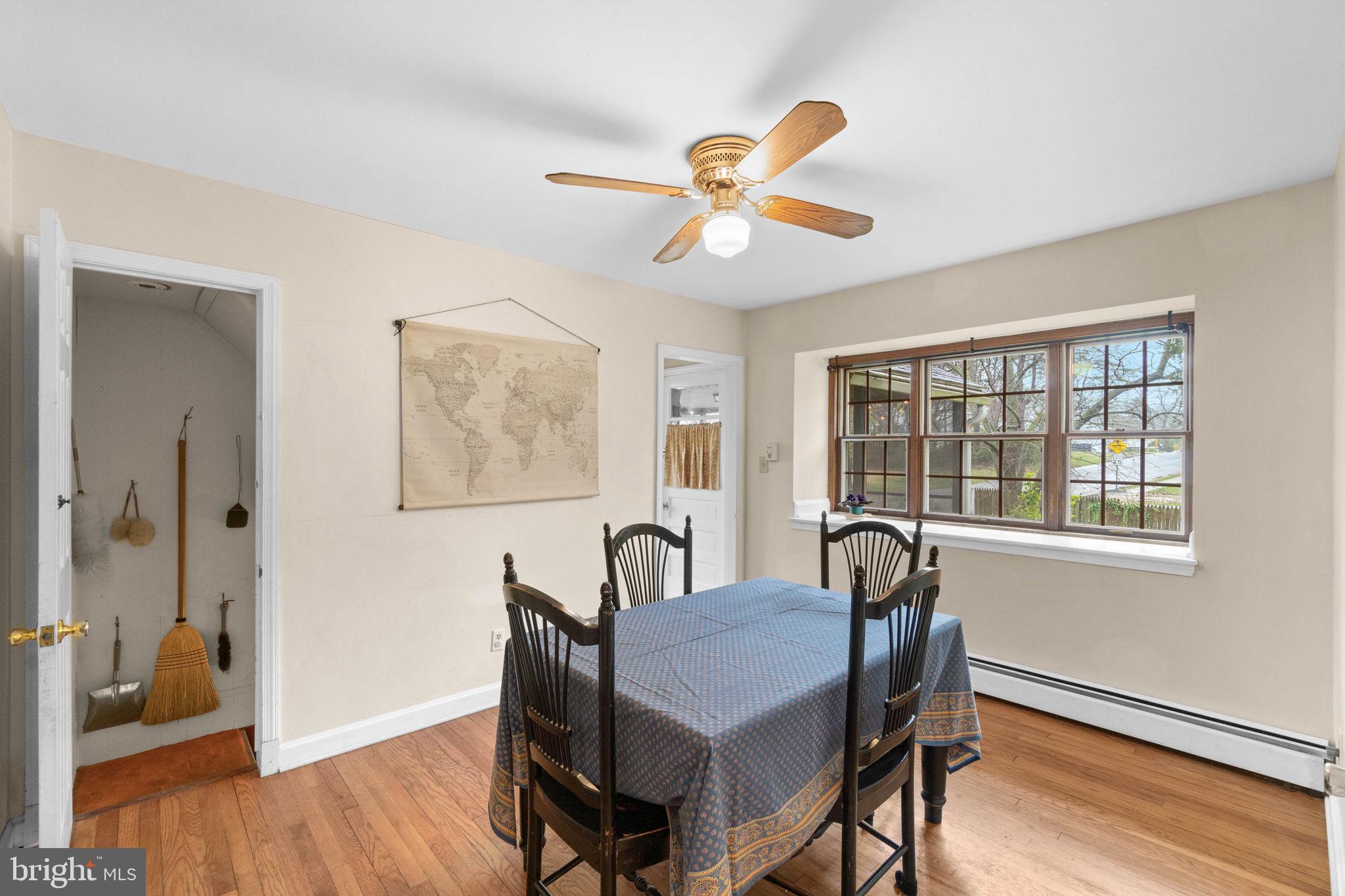 220 Sycamore Road Linthicum Heights, MD 21090 - Photo 14 of 56 SEPARATE DINING ROOM