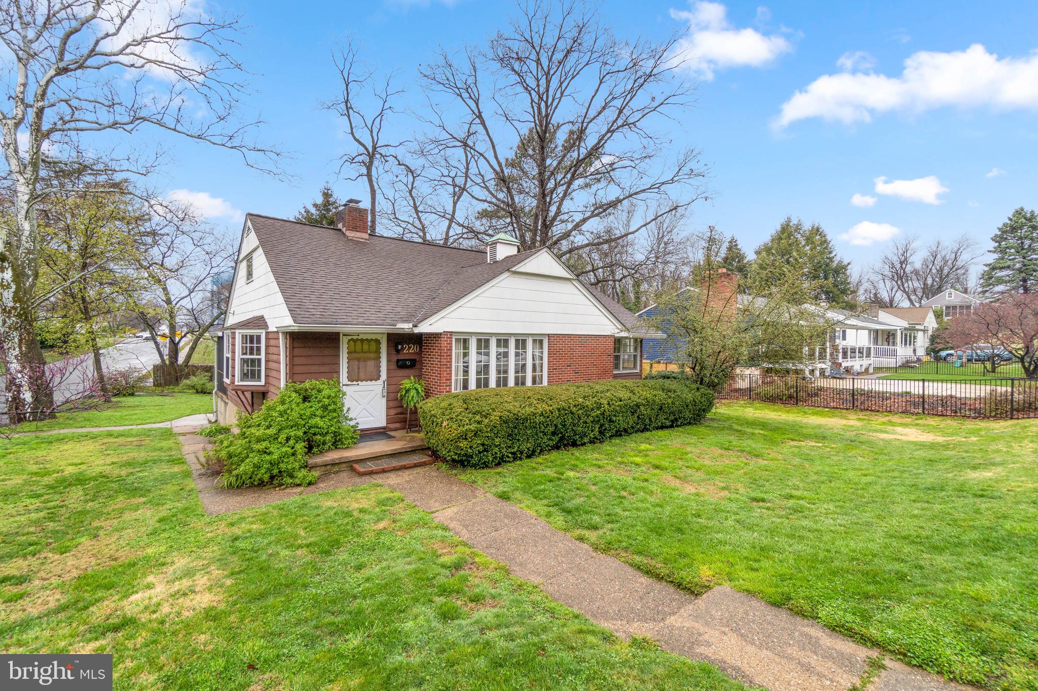 220 Sycamore Road Linthicum Heights, MD 21090 - Photo 5 of 56 WELCOME HOME!