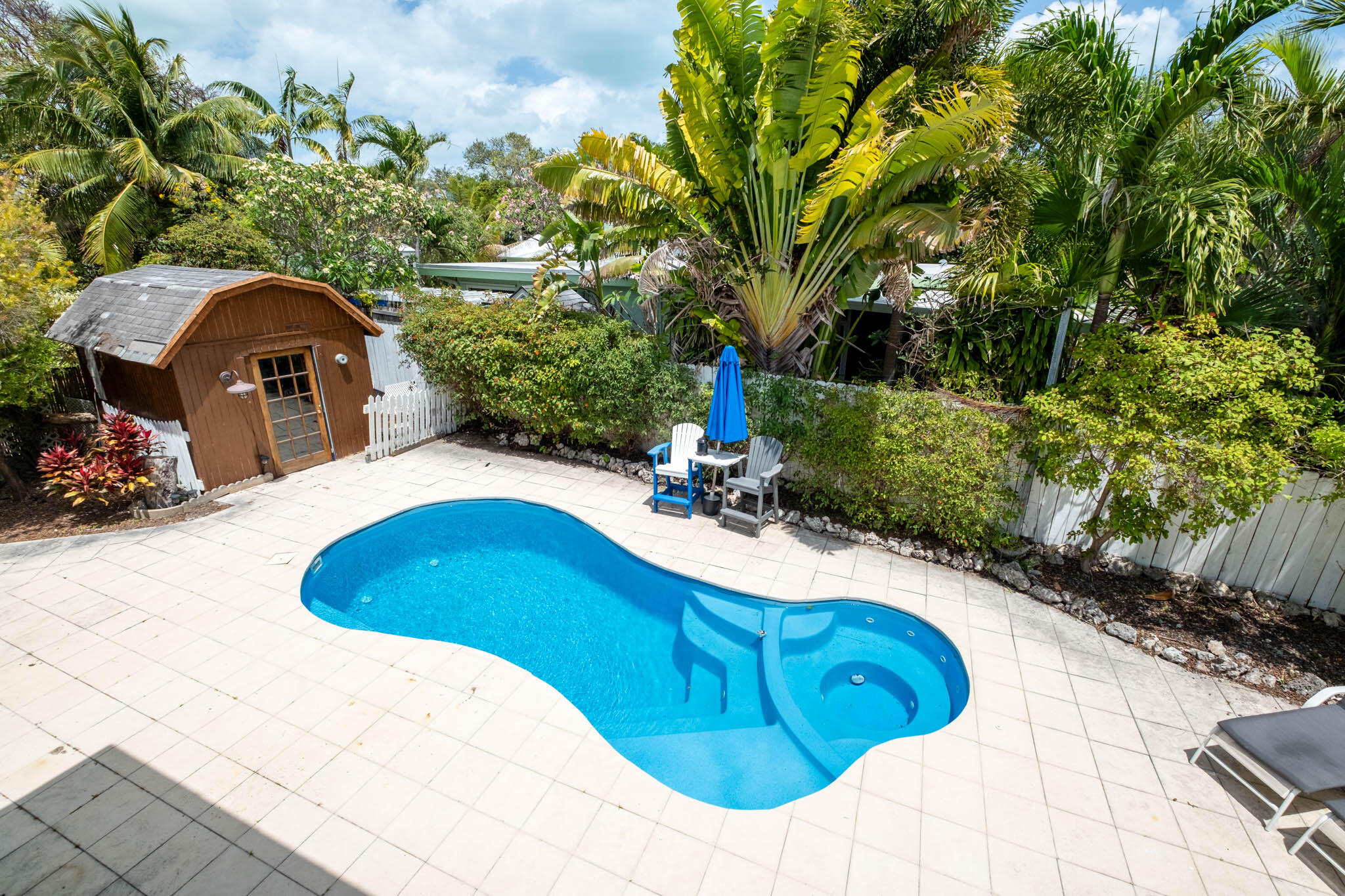 148 Pointview Road Tavernier, FL 33070 - Photo 14 of 27 Overhead Pool View