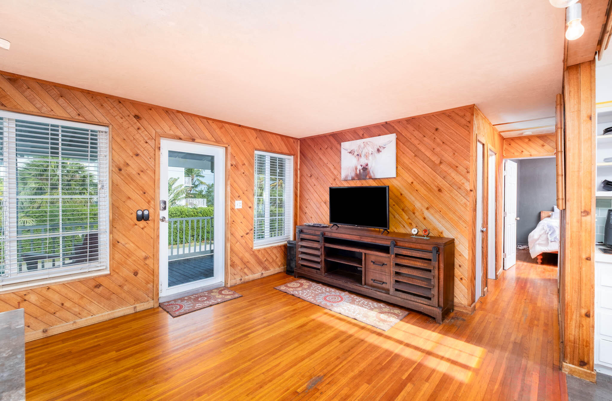 148 Pointview Road Tavernier, FL 33070 - Photo 15 of 27 Living Area with Porch Access