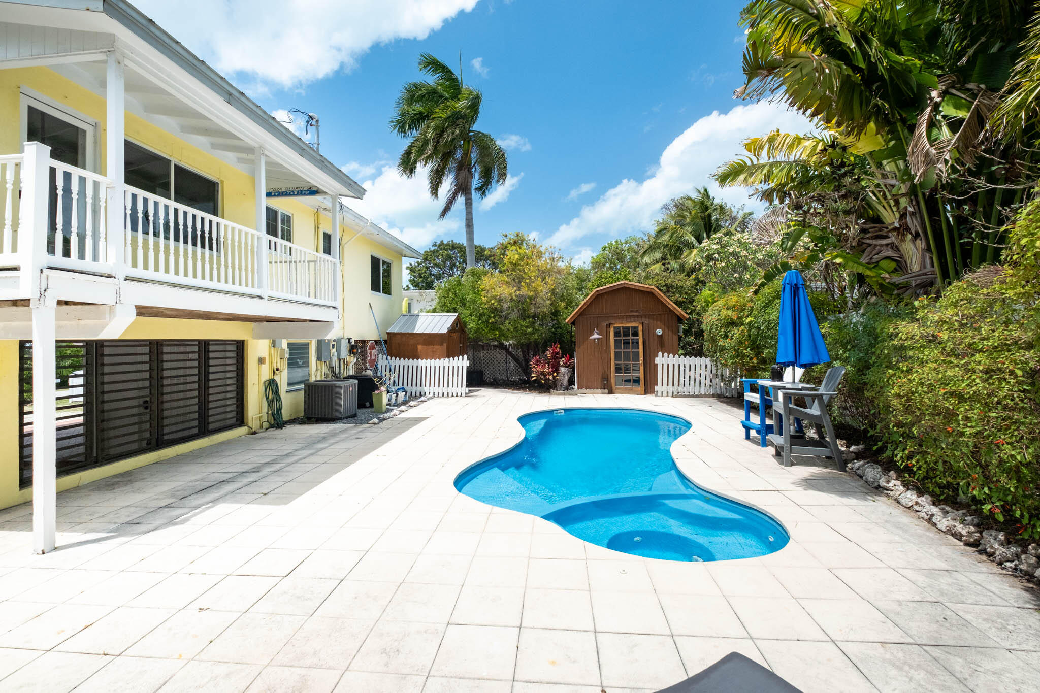 148 Pointview Road Tavernier, FL 33070 - Photo 21 of 27 Poolside Exterior