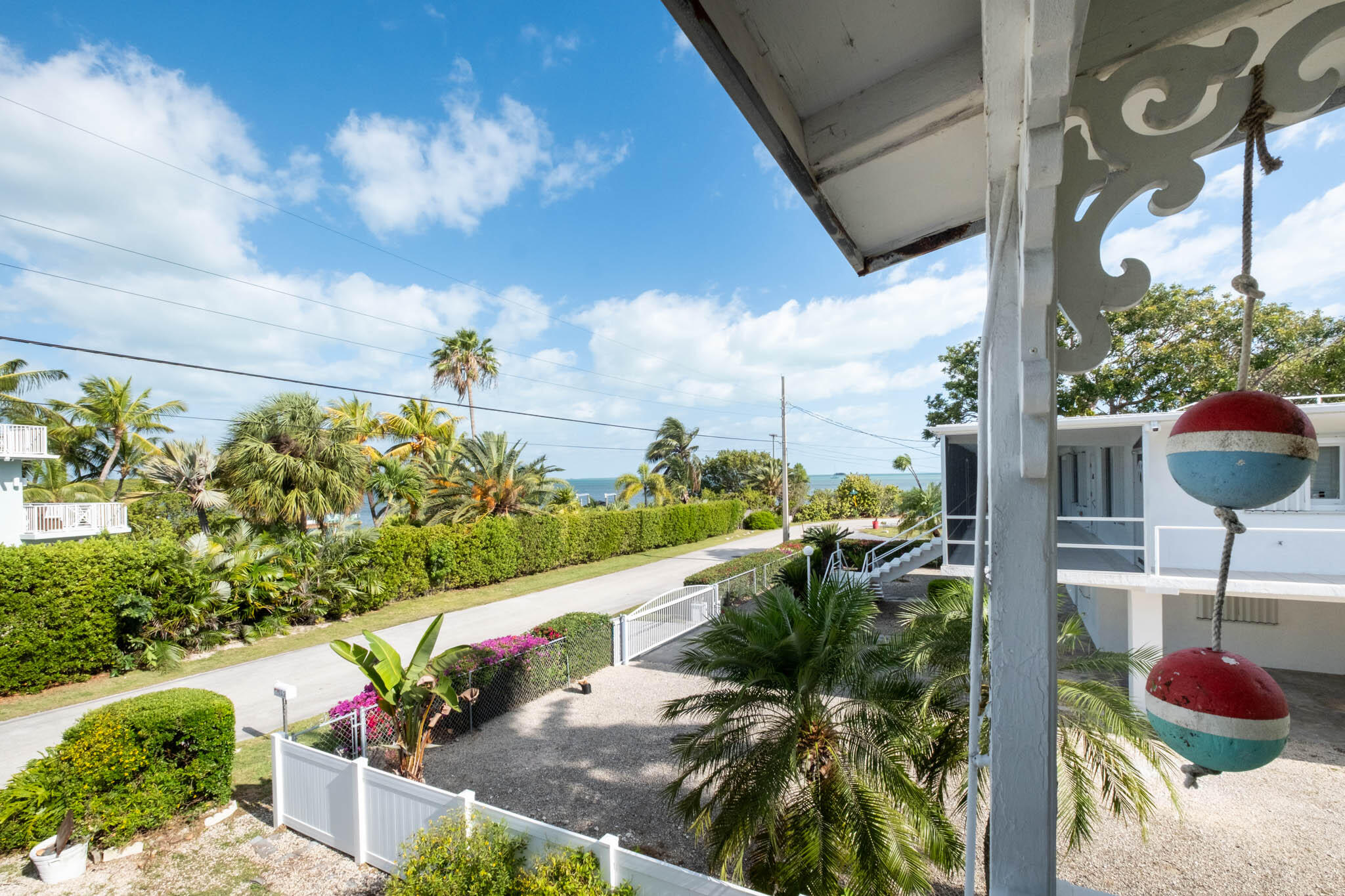 148 Pointview Road Tavernier, FL 33070 - Photo 3 of 27 Front Porch With View