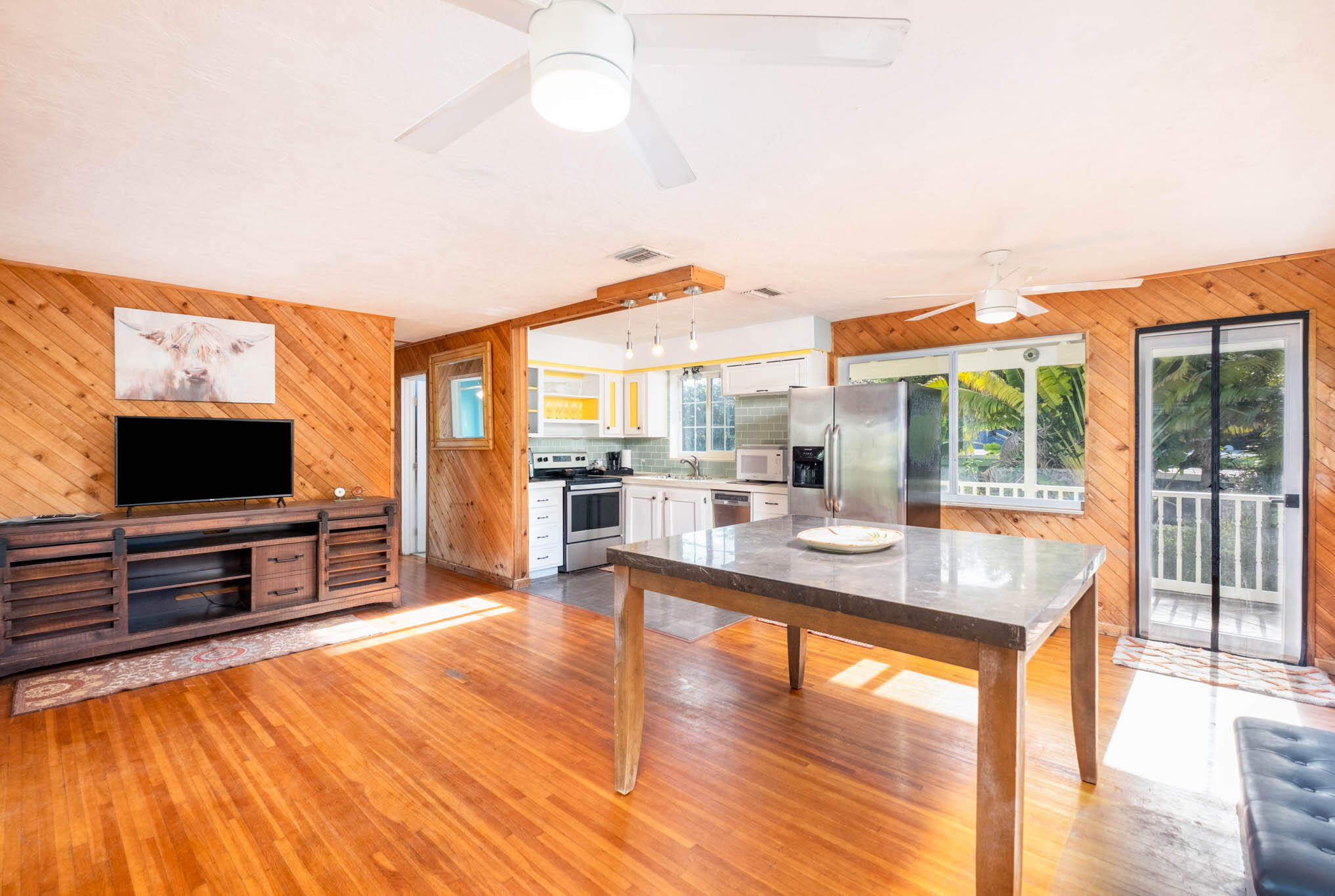 148 Pointview Road Tavernier, FL 33070 - Photo 27 of 27 Open Floor Plan