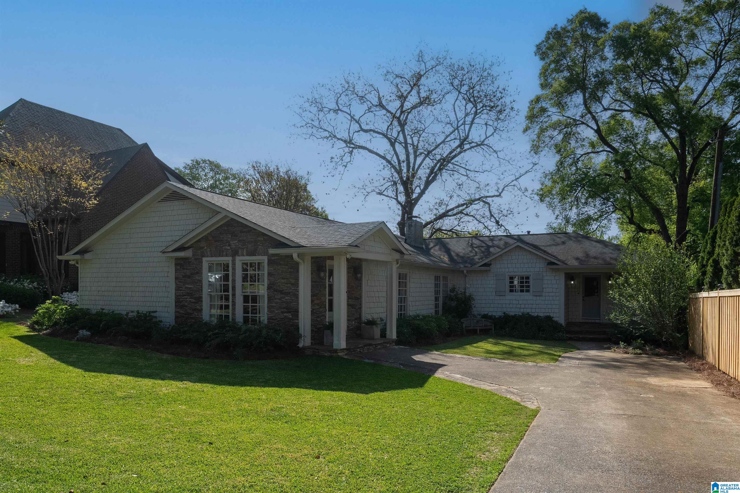 2107 Chestnut Road Birmingham, AL 35216 - Photo 1 of 43