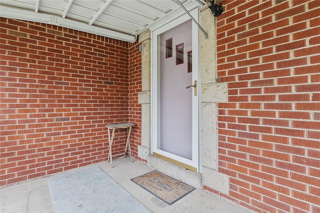 100 Crestview Road Pittsburgh, PA 15235 - Photo 3 of 21 Gallery Image 3