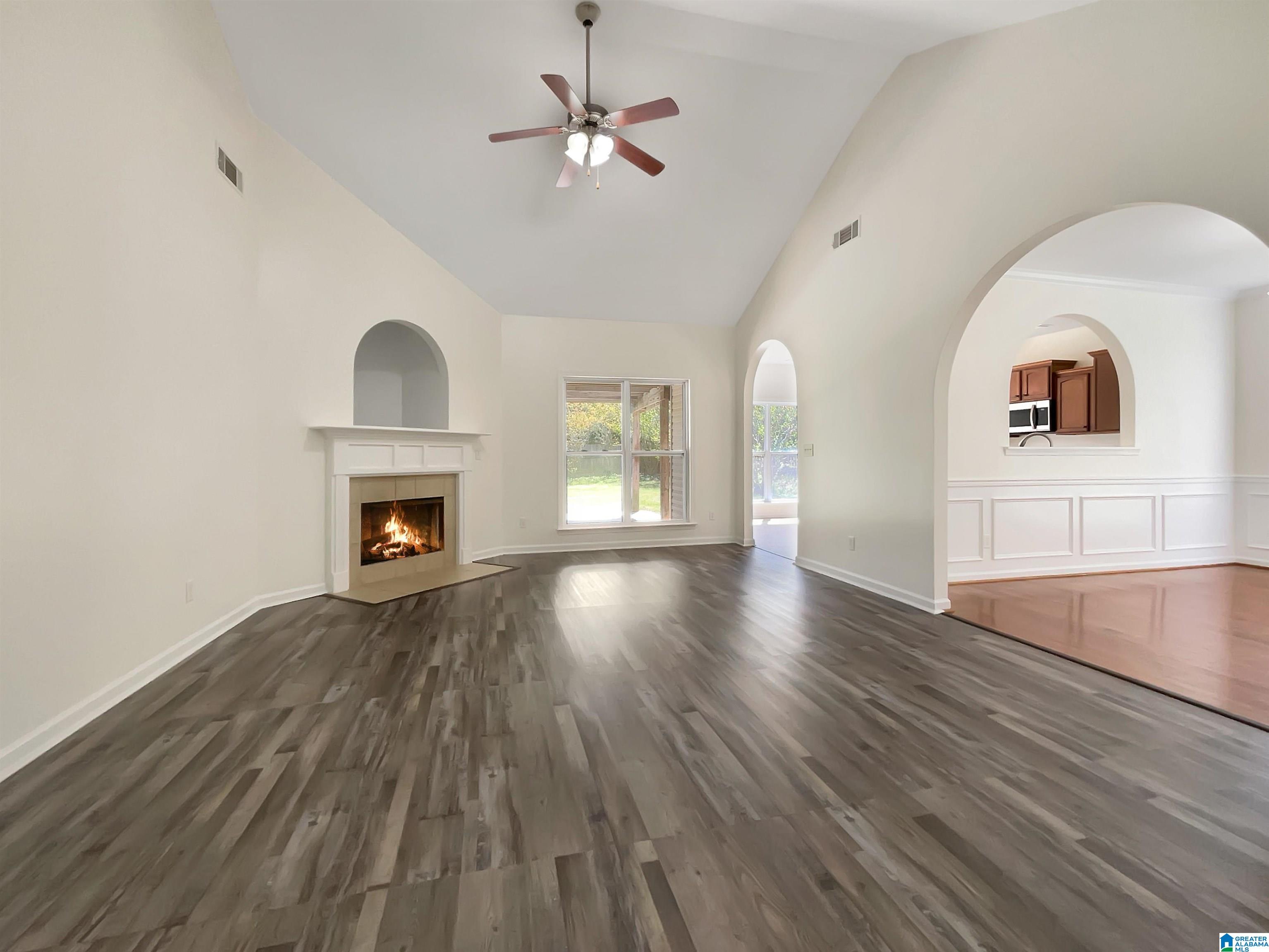 6833 Valley Lane Leeds, AL 35094 - Photo 2 of 18