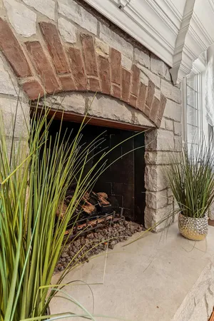 $1,695,000 | 14151 131st Street, Lemont, IL 60439