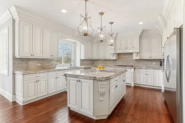$1,695,000 | 14151 131st Street, Lemont, IL 60439