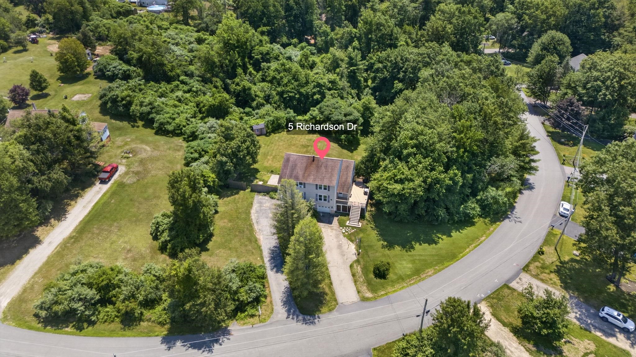 5 Richardson Drive, Unit R Derry, NH 03038 - Photo 4 of 29