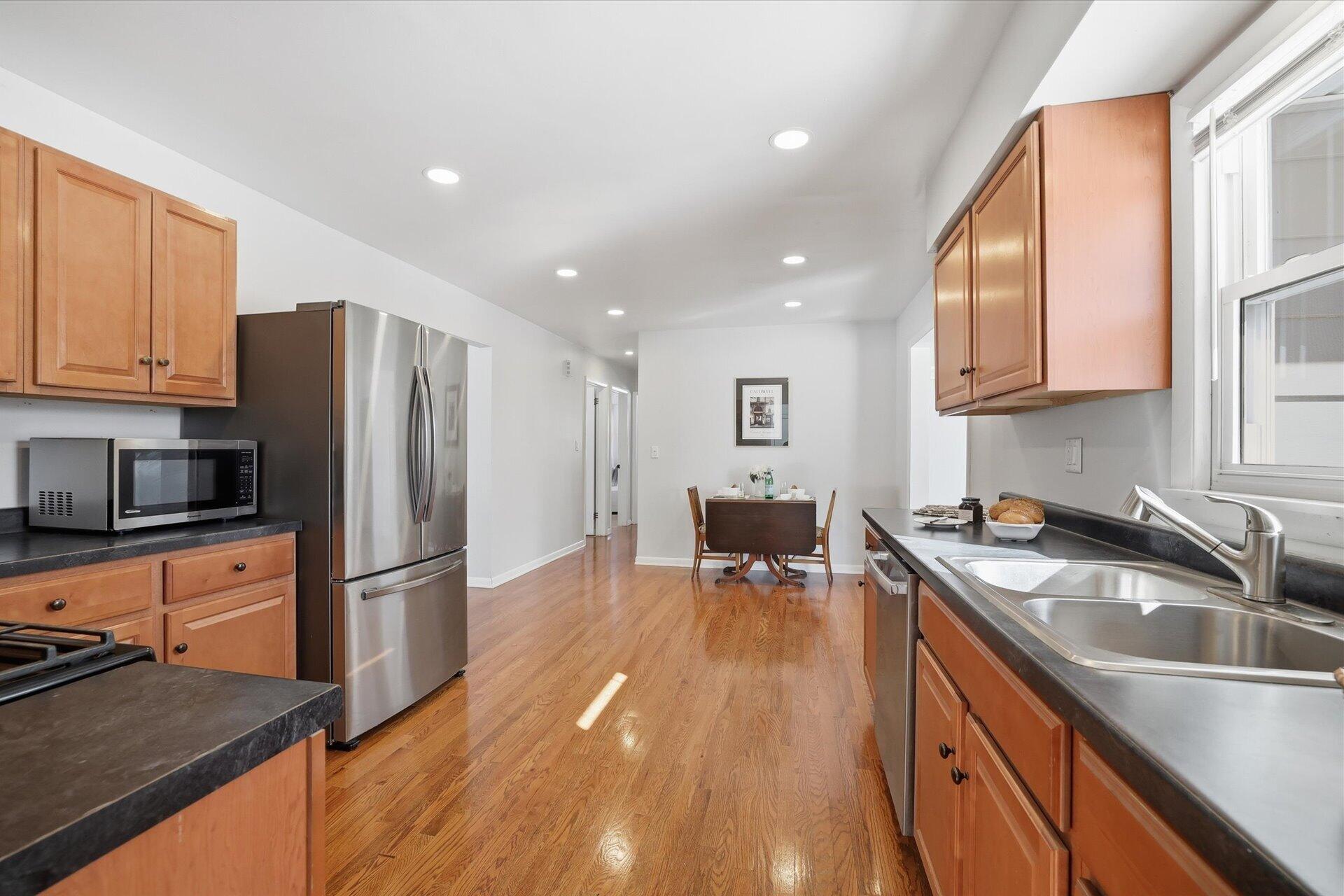 2330 South Sunny Slope Road New Berlin, WI 53151 - Photo 7 of 28 Stainless Steel Appliances