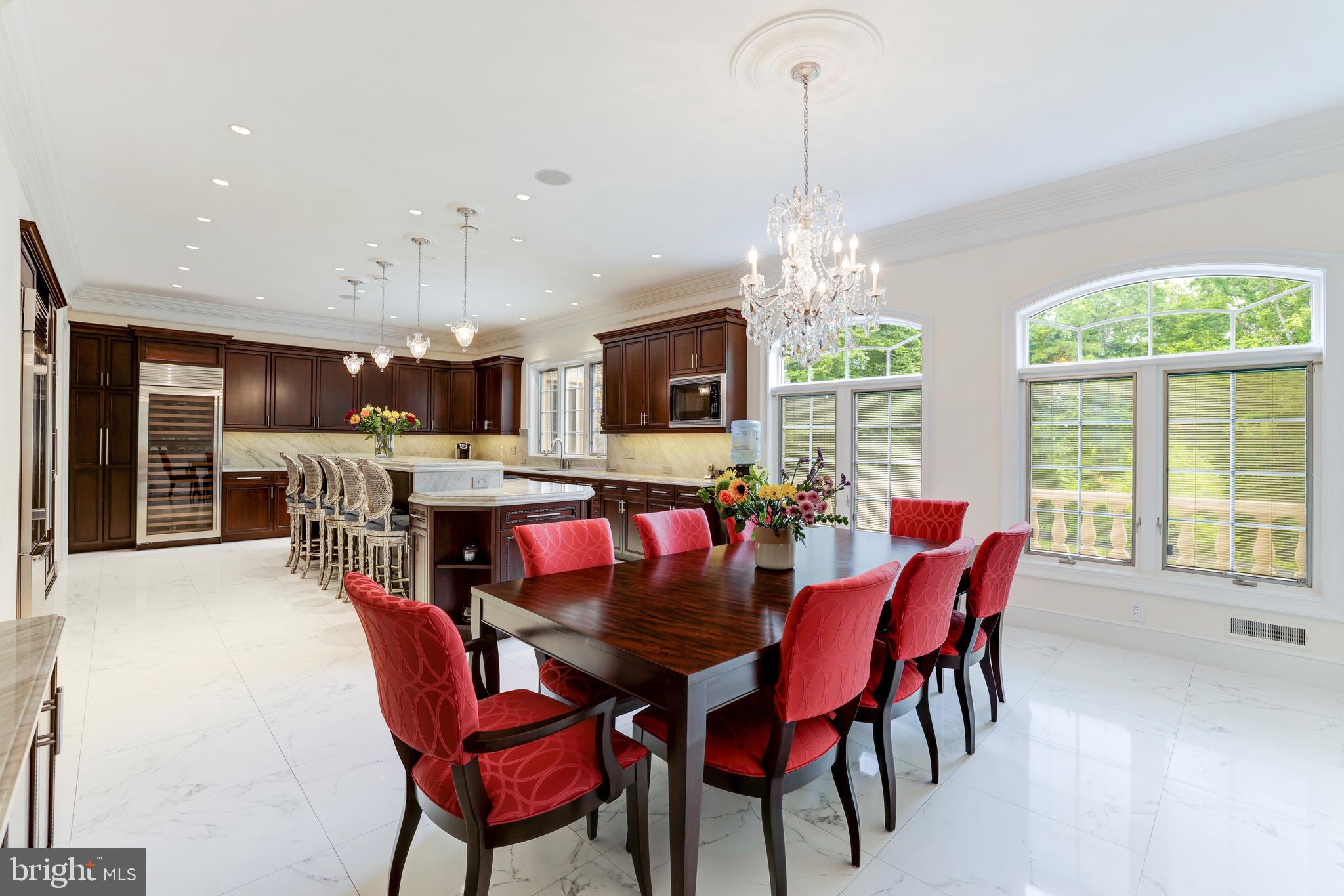 6822 Georgetown Pike McLean, VA 22101 - Photo 26 of 62 Breakfast Salon