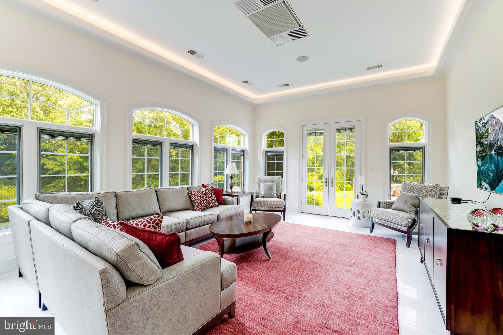 6822 Georgetown Pike McLean, VA 22101 - Photo 28 of 62 Sunroom