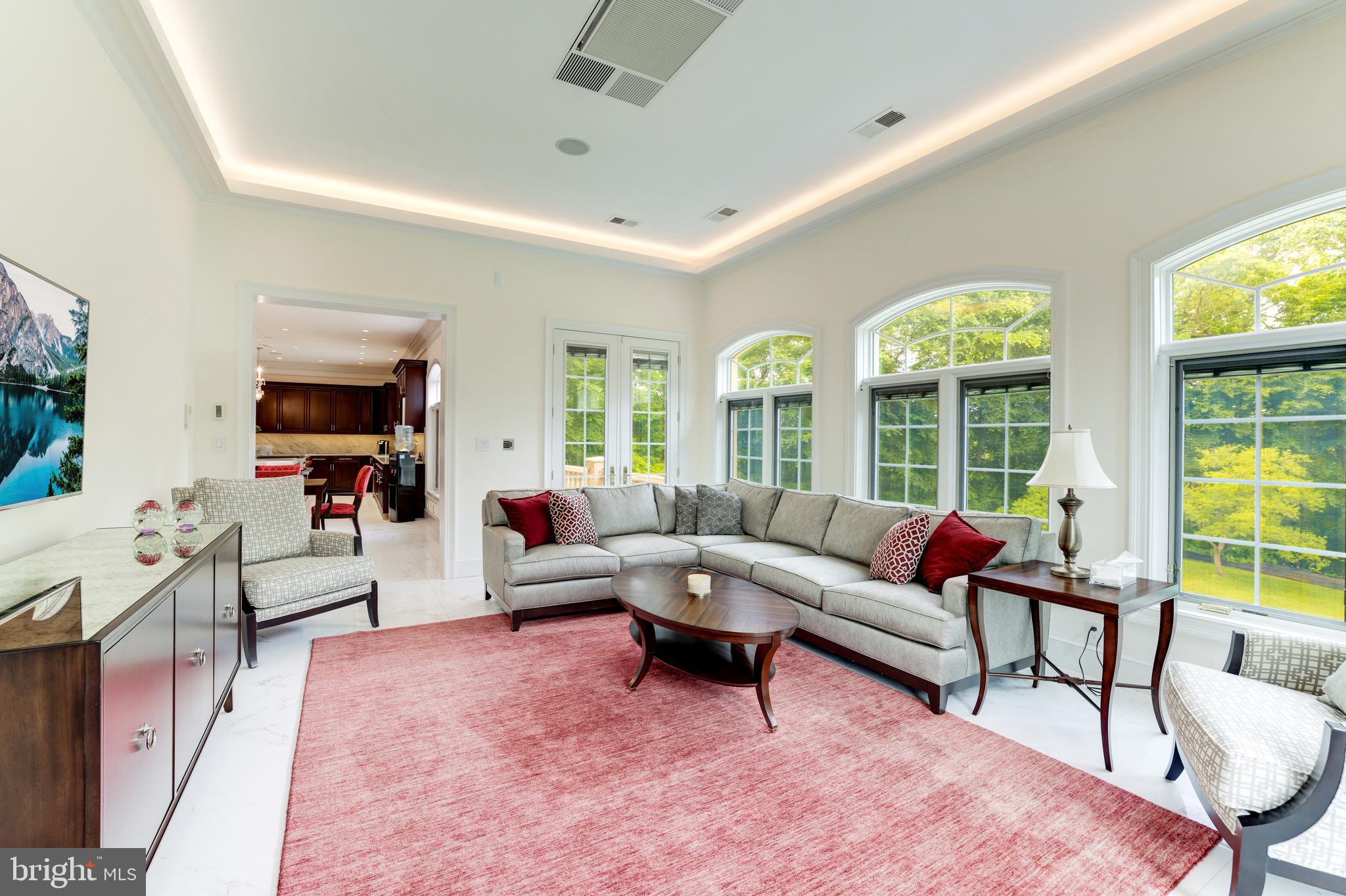 6822 Georgetown Pike McLean, VA 22101 - Photo 29 of 62 Sunroom