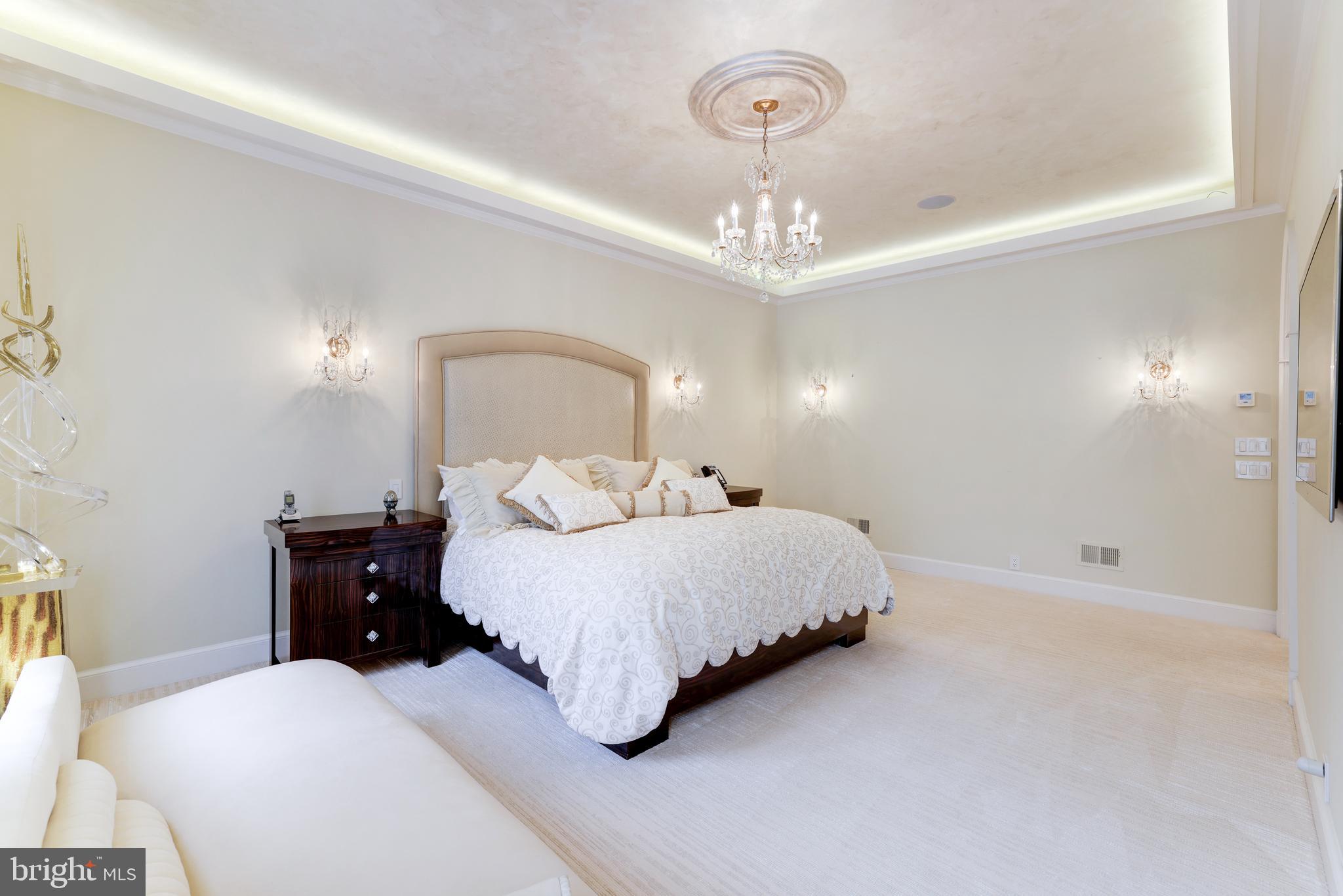 6822 Georgetown Pike McLean, VA 22101 - Photo 35 of 62 Primary Bedroom