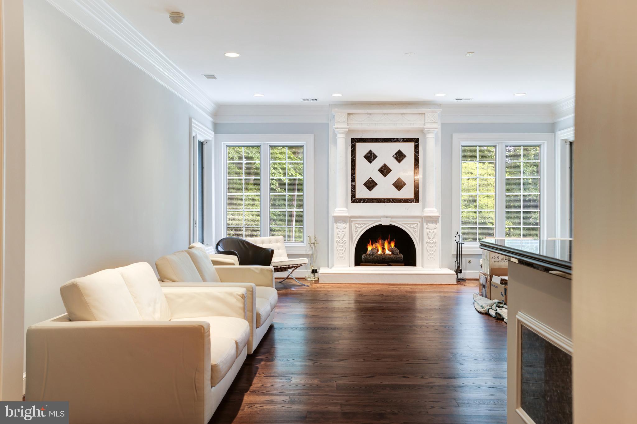 6822 Georgetown Pike McLean, VA 22101 - Photo 46 of 62 Recreation Room Lounge