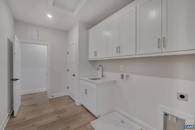 an empty room that has a window