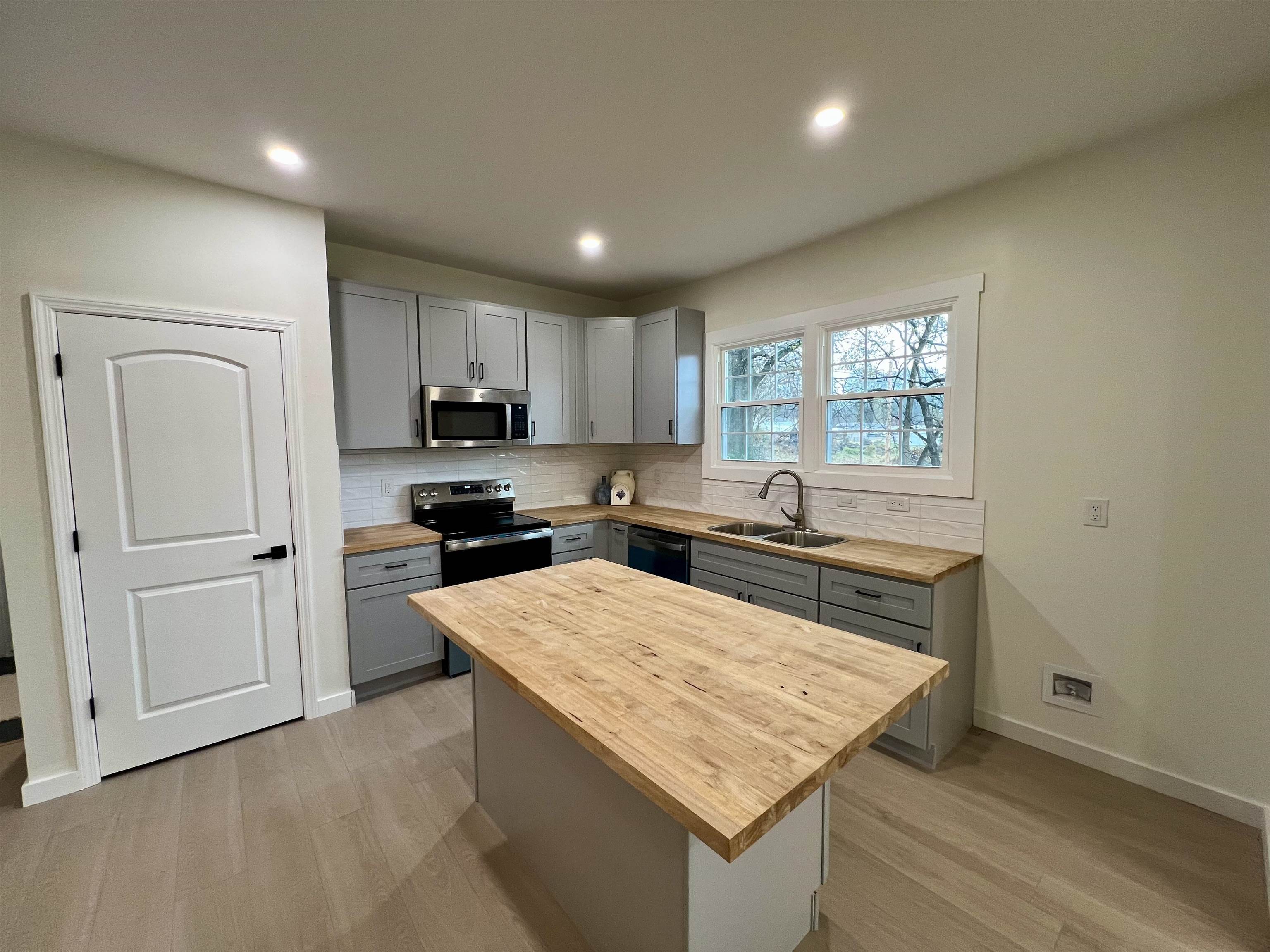 15 2nd Street Inman, SC 29349 - Photo 7 of 16