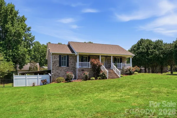 $465,000 | 107 Brendle Lane, Troutman, NC 28166