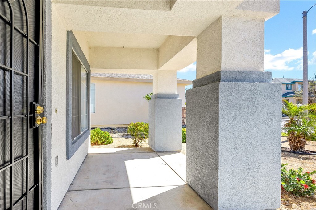43850 Tiber Street Hemet, CA 92544 - Photo 4 of 39