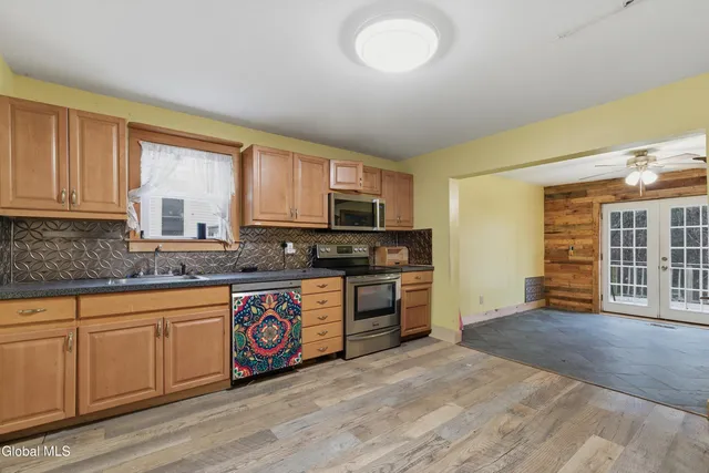 $85,000 | 55 Pine Street, Granville, NY 12832