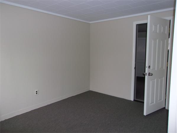 11 Elbridge Road Auburn, MA 01501 - Photo 17 of 23 Gallery Image 17