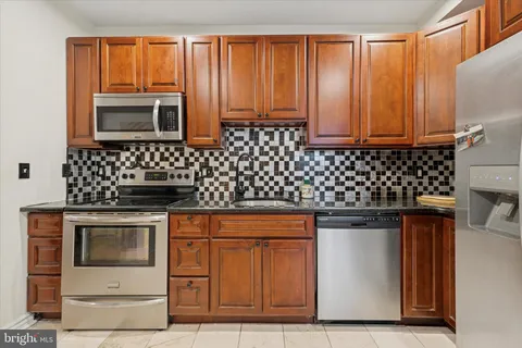 $349,900 | 2540 Collins Street, Philadelphia, PA 19125