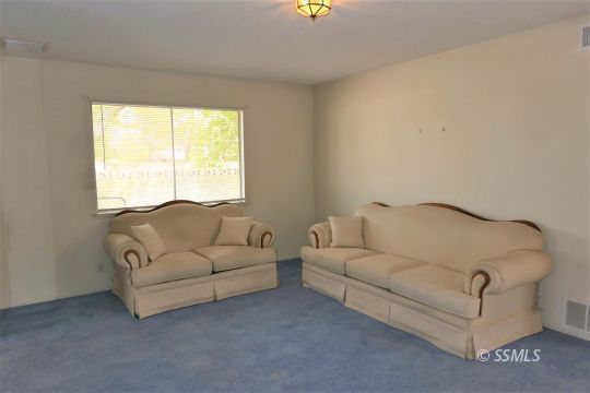 259 Sierra Vista Street Ridgecrest, CA 93555 - Photo 4 of 29