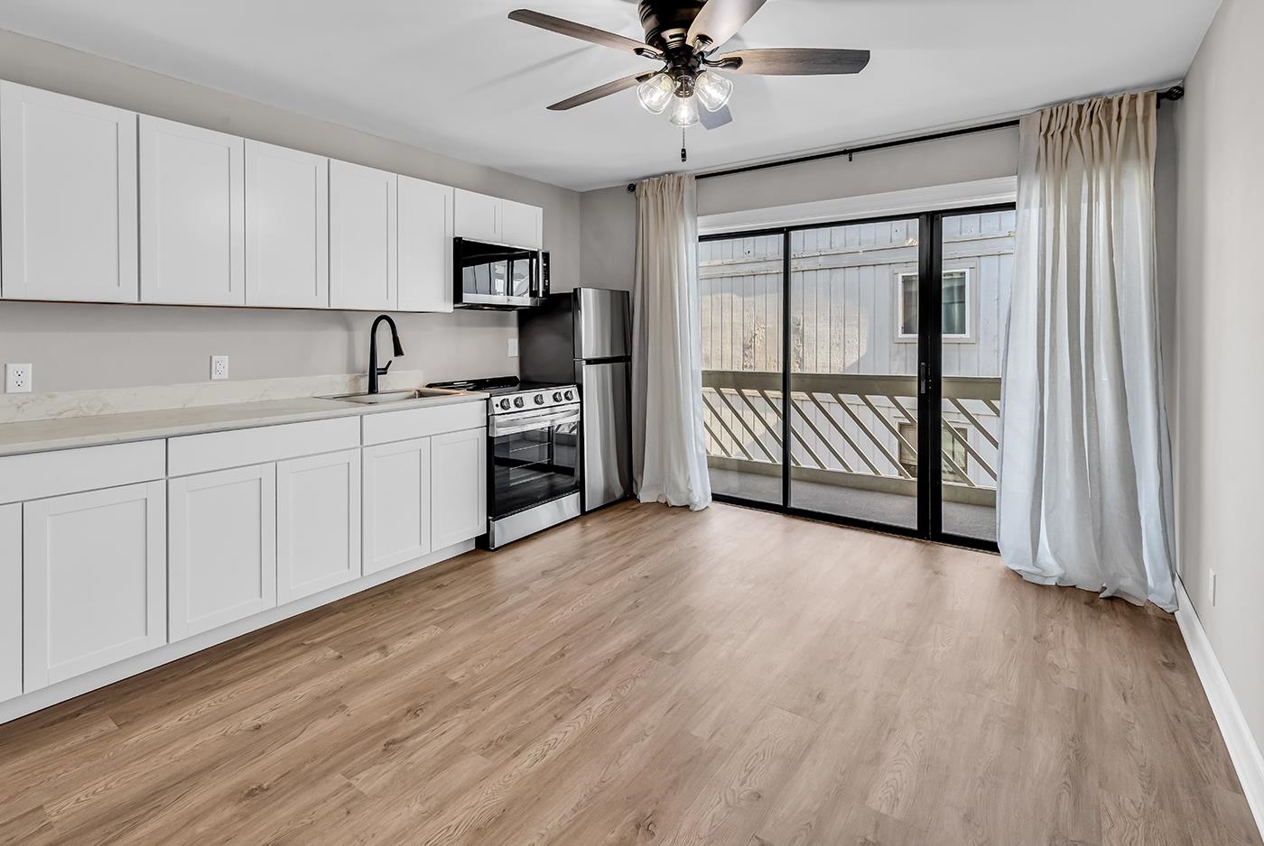627 North Waccamaw Drive, Unit 204 Murrells Inlet, SC 29576 - Photo 26 of 35