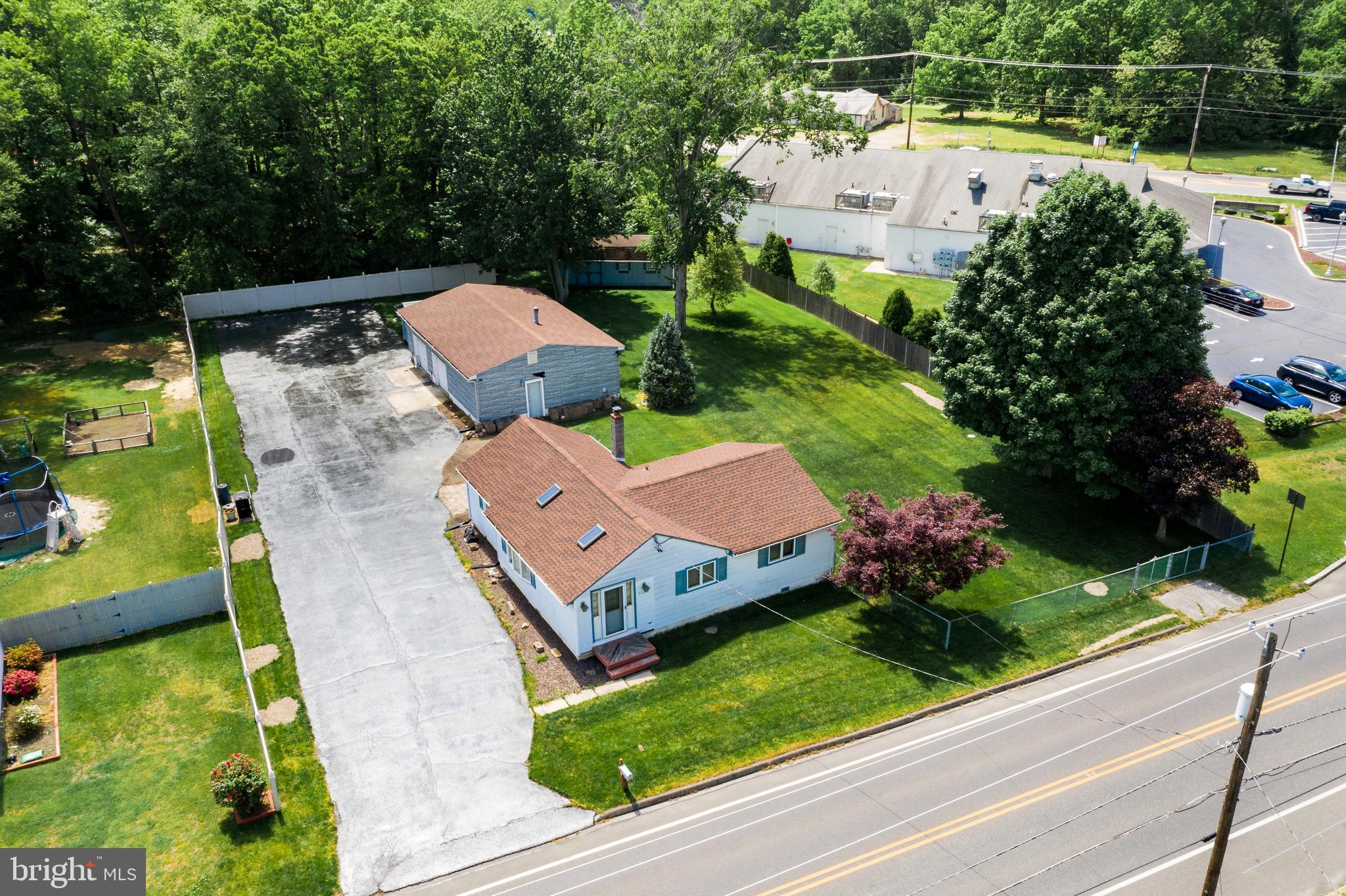 2021 County House Road Sewell, NJ 08080 - Photo 22 of 28 Gallery Image 22