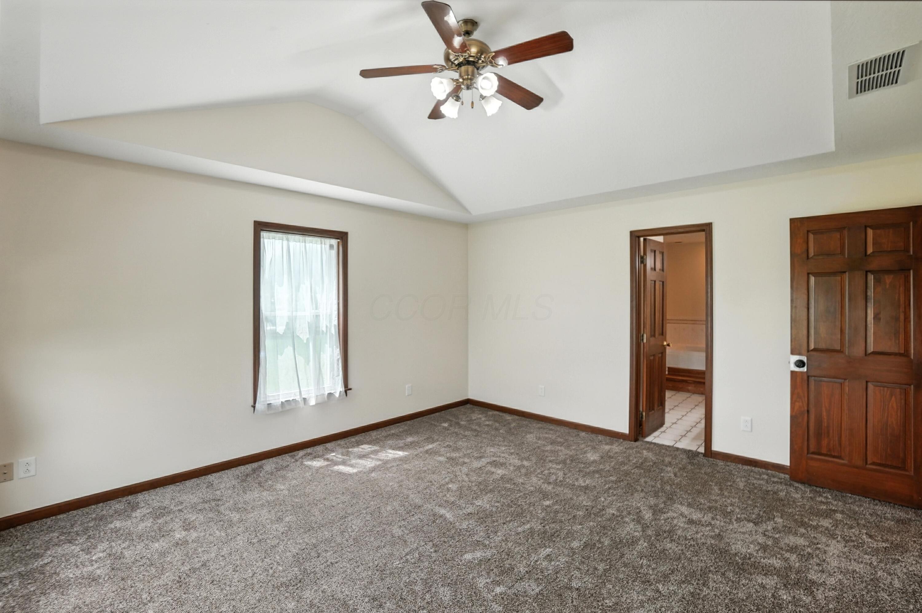 6694 Brooks-Miller Road Circleville, OH 43113 - Photo 22 of 67 025 (8)