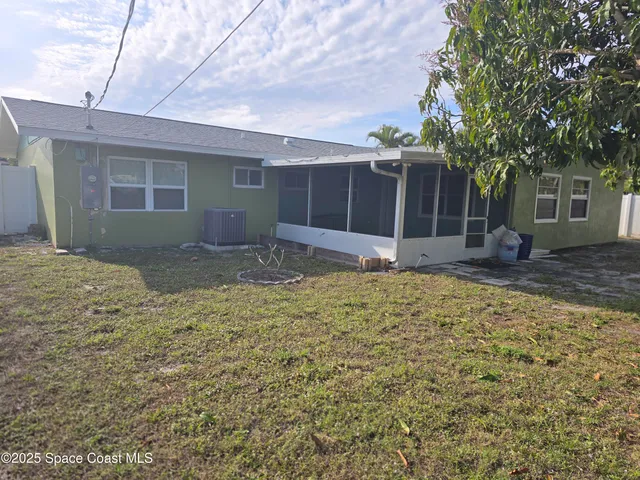 $2,300 | 957 Burn Drive Northeast, Palm Bay, FL 32905