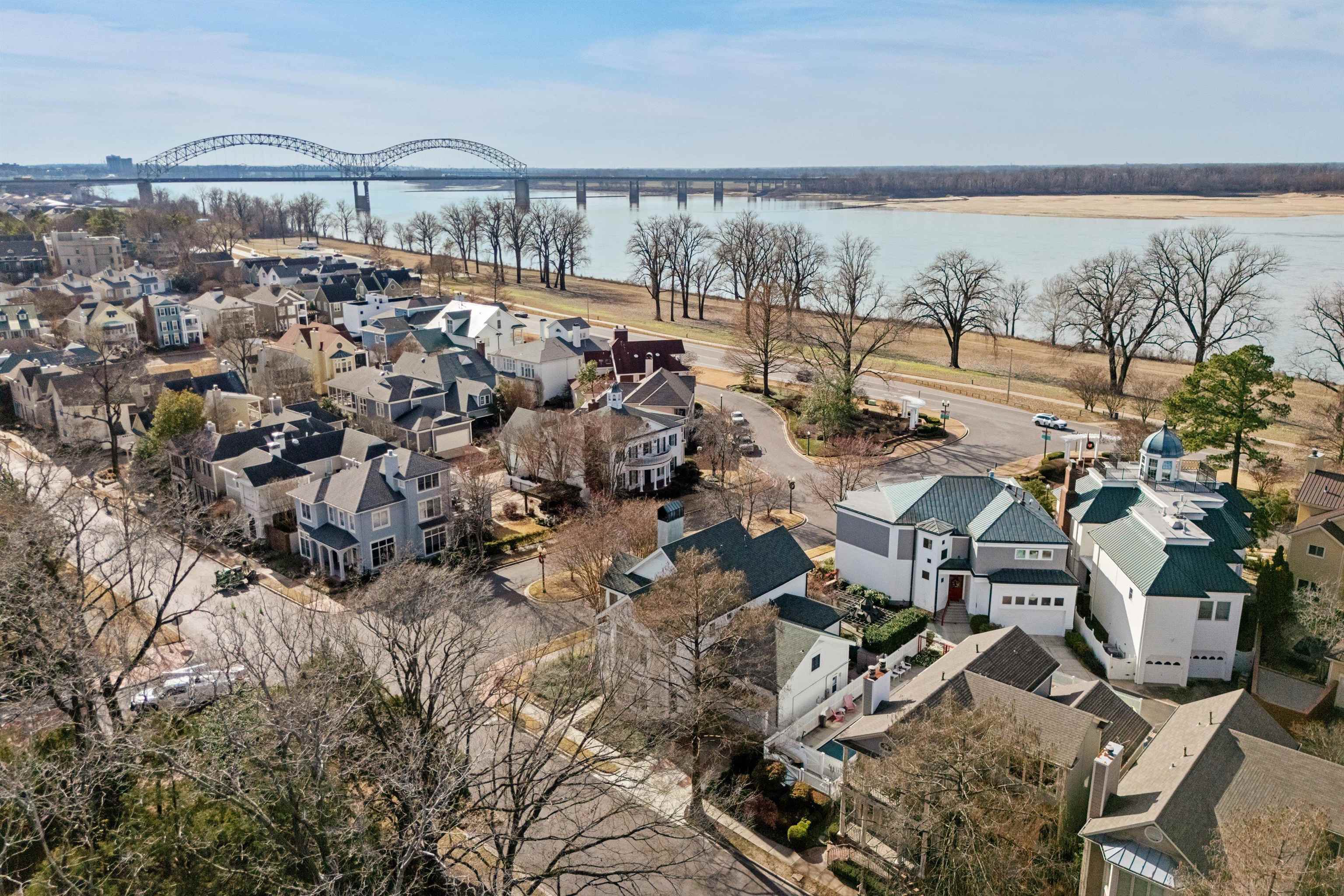 837 Harbor Bend Road Memphis, TN 38103 - Photo 29 of 35 a view of a city