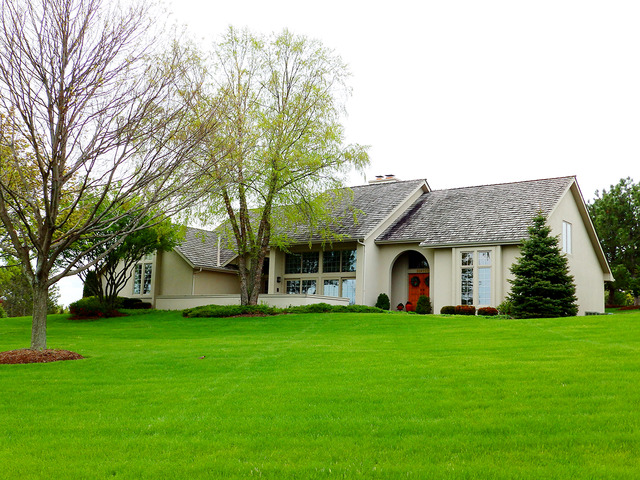 35W752 Parsons Road Dundee, IL 60102 - Photo 2 of 25 a front view of house with yard and green space