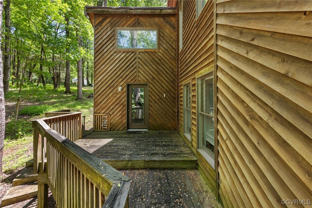 13320 Berkeley Road Orange, VA 22960 - Photo 38 of 46 a view of an entrance of the house